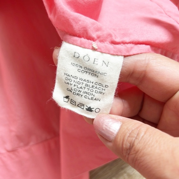 Doen Shirt Womens XS Hickory Blouse
Begonia Pink Ruffles Cottagecore
Feminine - Picture 3 of 15